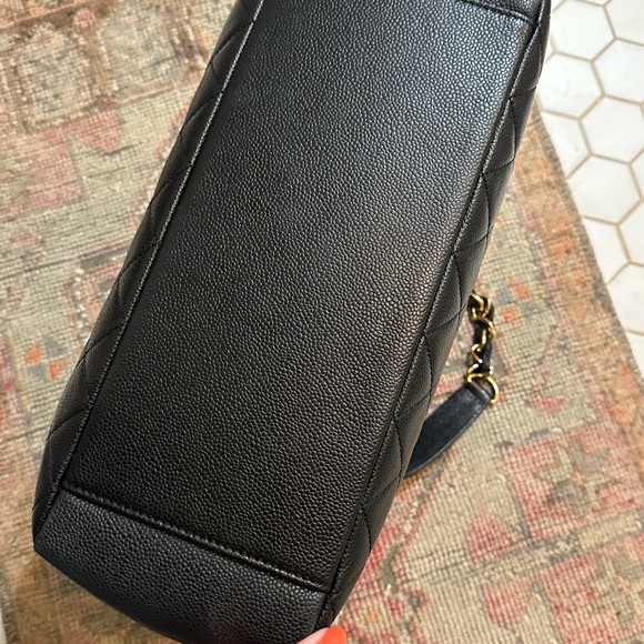 Chanel Black Quilted Caviar Grand Shopping Tote - Picture 4 of 10